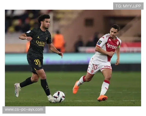 法甲摩纳哥中场节奏转换见效，胜果入囊